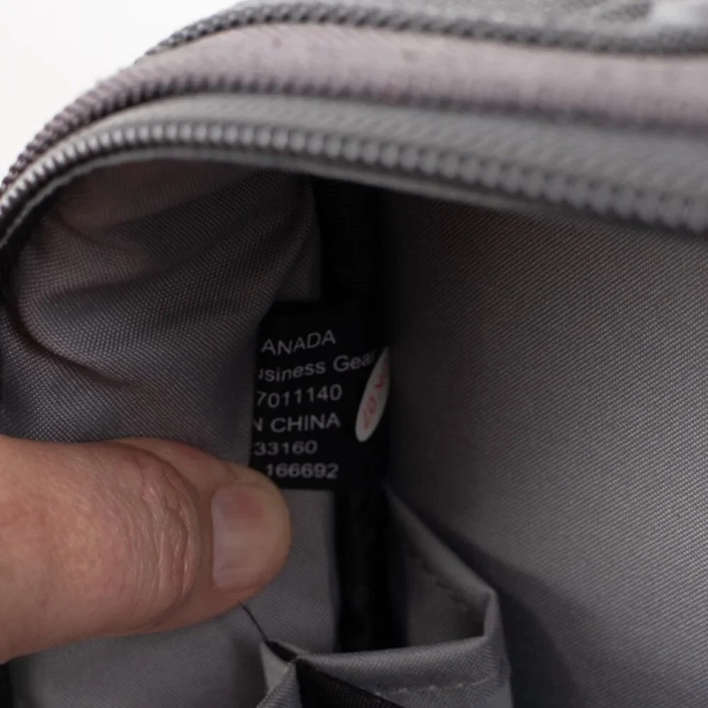 Wenger Swiss Gear Granada Rolling Business Briefcase Carry On Bag Computer